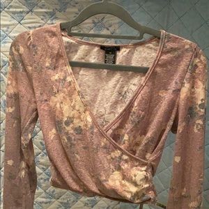 Floral crop vneck crop top